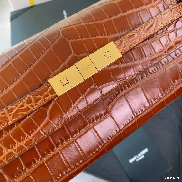CROCODILE-EMBOSSED LEATHER CLUTCH YSL IN MANHATTAN 0613